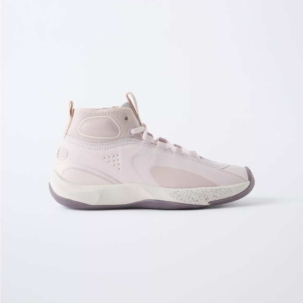 Zara Sporty Boot